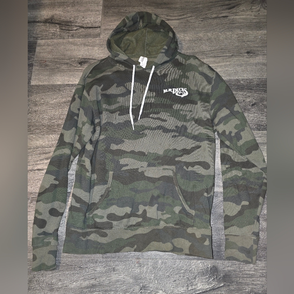 M.R. DUCKS camo women's hoodie size medium